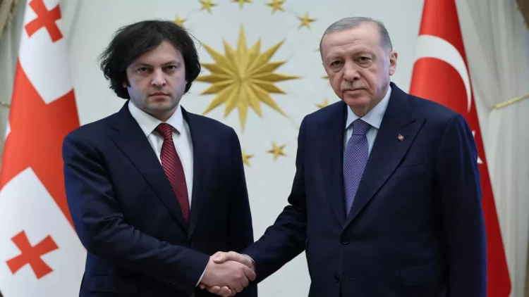 Azərbaycan və Ermənistan arasında imzalanacaq sülh müqaviləsini müzakirə etdilər