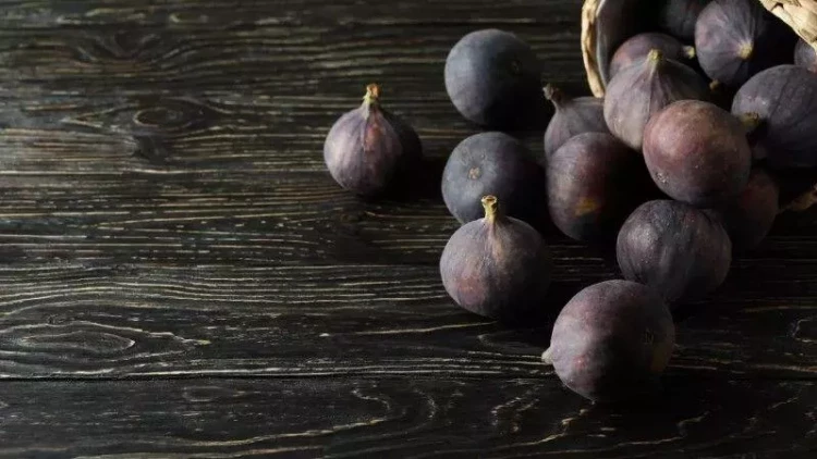 Yaponlar qara ənciri niyə çox yeyirlər? – İnanılmaz faydaları