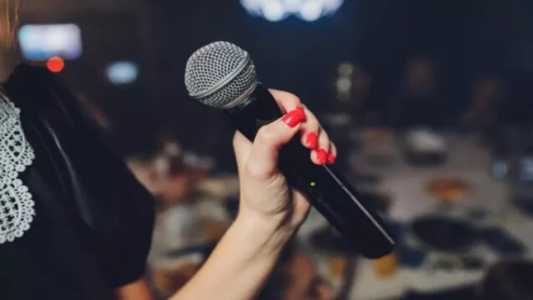 Məşhur müğənni saxlanıldı - VİDEO - FOTO