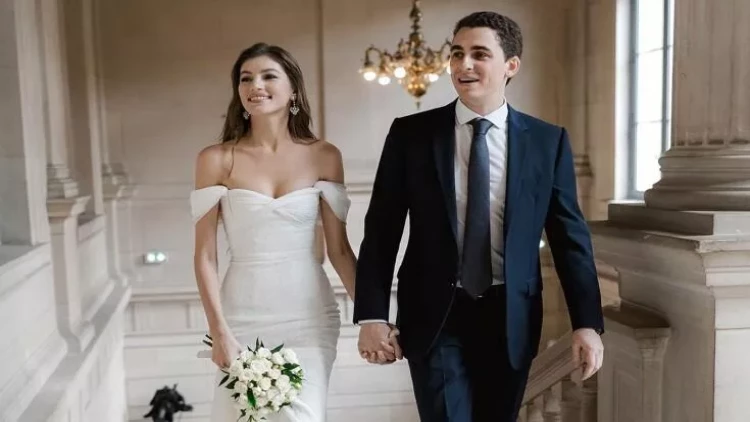 Rusiyalı model milyarderlə ailə qurdu - FOTOlar