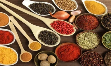 Ədviyyatlı yemək zamanı orqanizmdə nə baş verir?