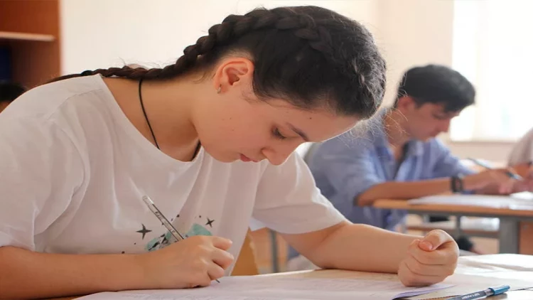 Qəbul imtahanına qeydiyyat başa çatır