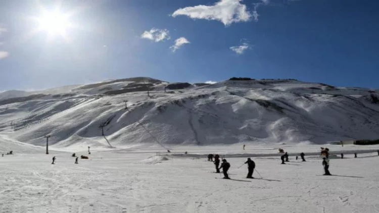 Şahdağa qar yağdı