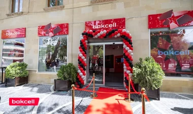 Bakcell Fəvvarələr Meydanında yeni innovativ mağazasını təqdim etdi! - FOTO