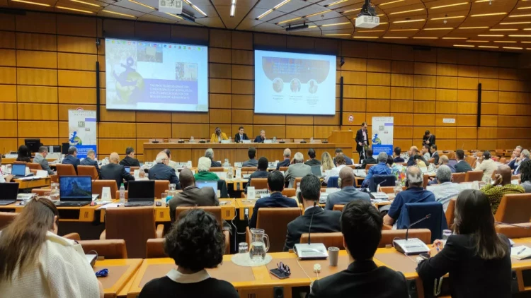 Vyanada keçirilən konfransda Fransanın assimilyasiya siyasətindən danışılıb - VİDEO - FOTO