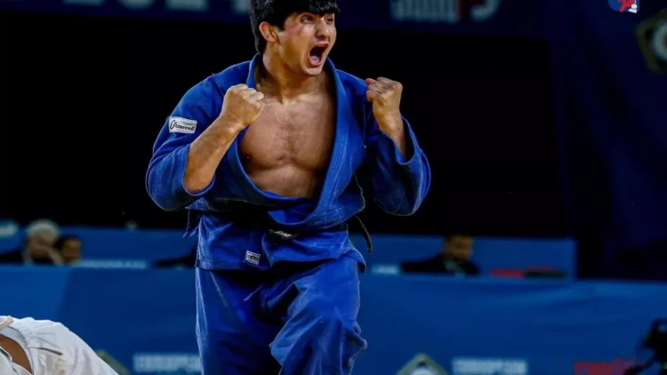 Hidayət liderliyini qoruyub, Elcan 6 pillə irəlilədi