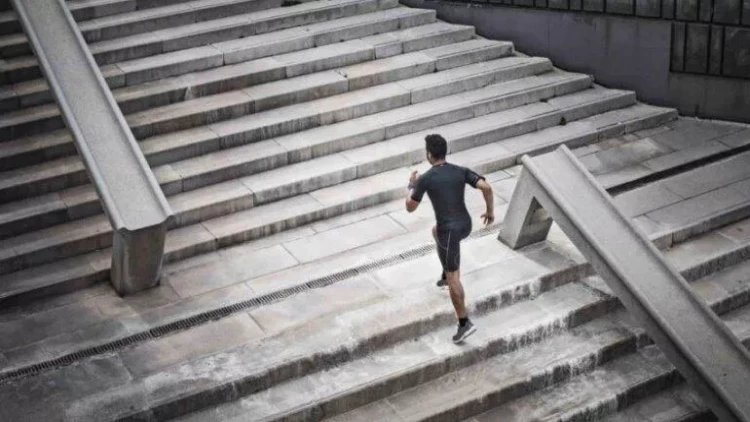 Pilləkənlər ömrü necə uzadır?