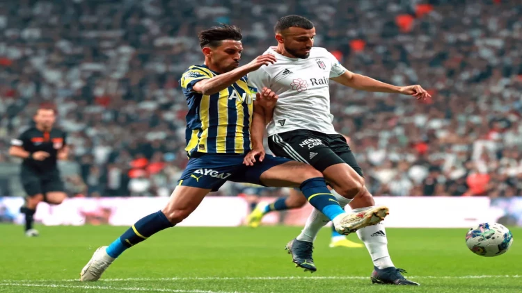 “Fənər” əzəli rəqibini əliboş yola saldı