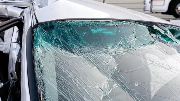 Sabunçuda avtomobillər toqquşdu -  yaralı var