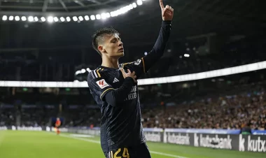 Məşhur futbolçular Arda Gülərə maraqlı rəylər yazdı - FOTOlar