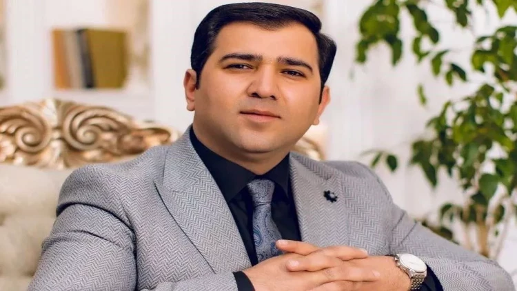 Əməkdar artistin oğlu: 