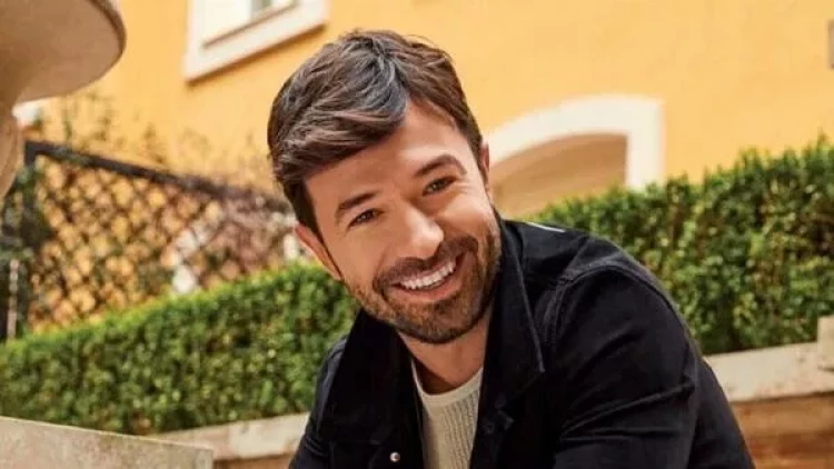 Türkiyənin məşhur müğənnisi Bakıda