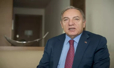 Azərbaycan və Ermənistan sülh müqaviləsi imzalamağa çox yaxındır - Hulusi Kılıç