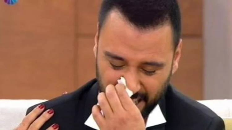 “Ayağıma geyindiyim corabı unudub, yarım saat axtarırdım”