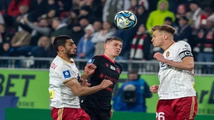 Azərbaycanlı futbolçu son dəqiqədə xalsız qalıb