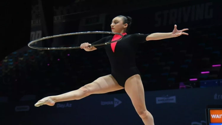 Ağamirova Dünya kubokunun finalında iki dünya çempionuna qarşı