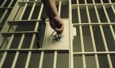 Borcu ödəməmək üçün tanışını öldürdü