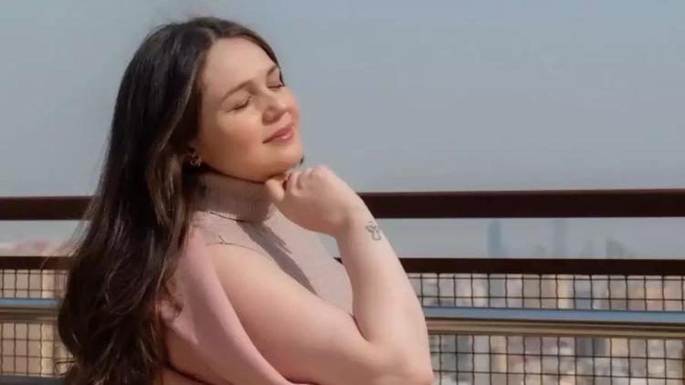 Vüsalə ana olacaq - FOTO