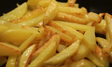 Kartofu mükəmməl qızartmaq üçün bunları bilmək lazımdır