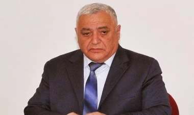 Vəzifədə olan dayısının evindən 90 min oğurlayıb - Qumarda uduzdu - FOTO