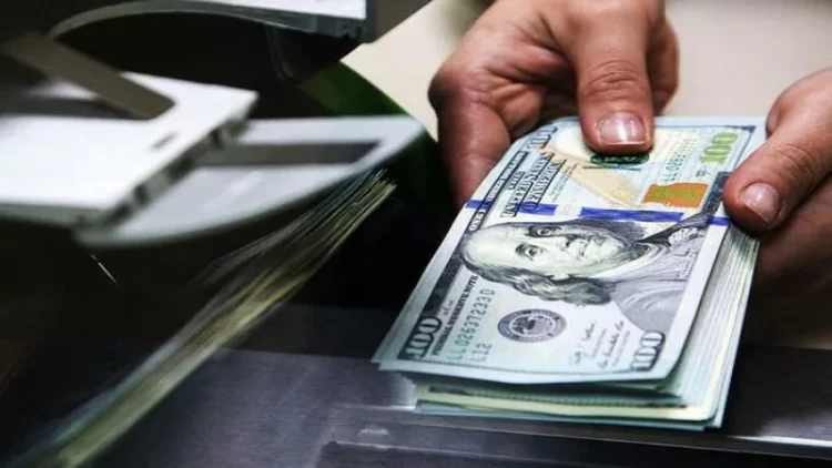 Azərbacanda dollar bahalaşa bilər?