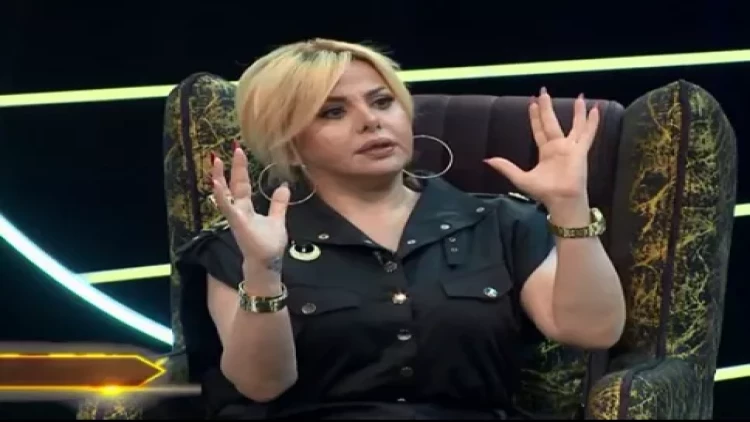 “Aparıcılar pul alıb yoldan keçəni efirə çıxarırlar”