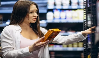 Bu qidaları uşaqlarınıza verməyin - Qızlarda sinə vaxtından tez böyüyür, oğlanlarda isə...