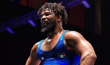 “Bakıda uduzmaq üçün mənə 300 min dollar təklif etdilər” - VİDEO