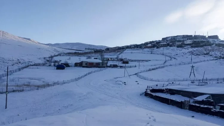 Şahdağa 20 sm qar yağıb