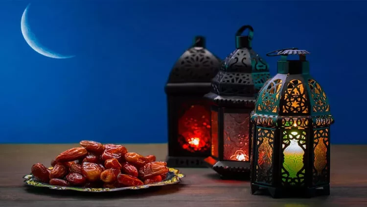 Ramazan ayının iyirmi yeddinci gününün iftar və namaz vaxtları - FOTO