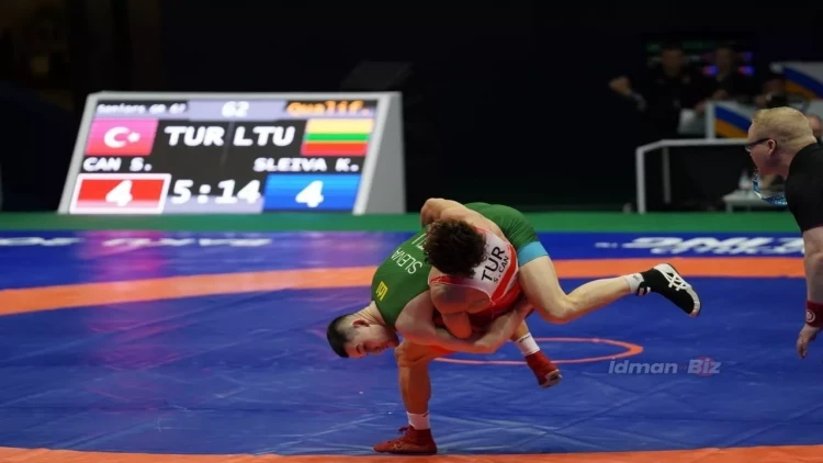 Yarımfinalda 15 komanda