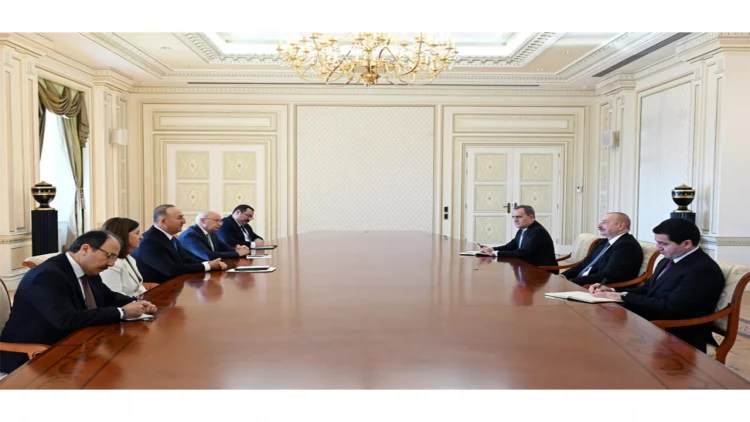 İlham Əliyev Mövlud Çavuşoğlunu qəbul edib - VİDEO - FOTO