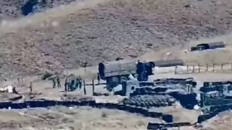 Ermənilər sərhəddə yeni mövqelər tikir - VİDEO