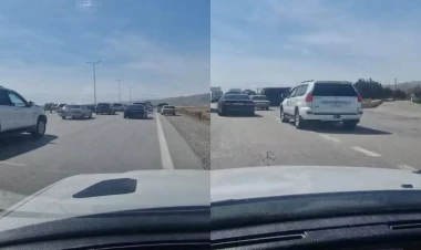 Güclü külək iki yük maşınını aşırtdı - Azərbaycanda ağır qəza - VİDEO