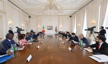 Azərbaycan və Konqo prezidentlərinin geniş tərkibdə görüşü keçirilib - VİDEO - FOTO