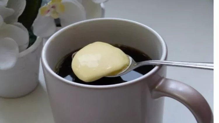 Niyə qəhvəni kərə yağı ilə içmək lazımdır? - Bilmədiyiniz FAYDALARI