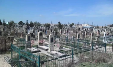 Qəzada ölən 1 ailənin 14 üzvünün MƏZARLARI - VİDEO