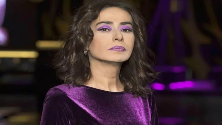 Yıldız Tilbe təqaüdə çıxdı