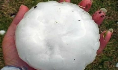 Bir qovun böyüklüyündə: bəşər tarixində ən böyük dolu nə vaxt yağıb?