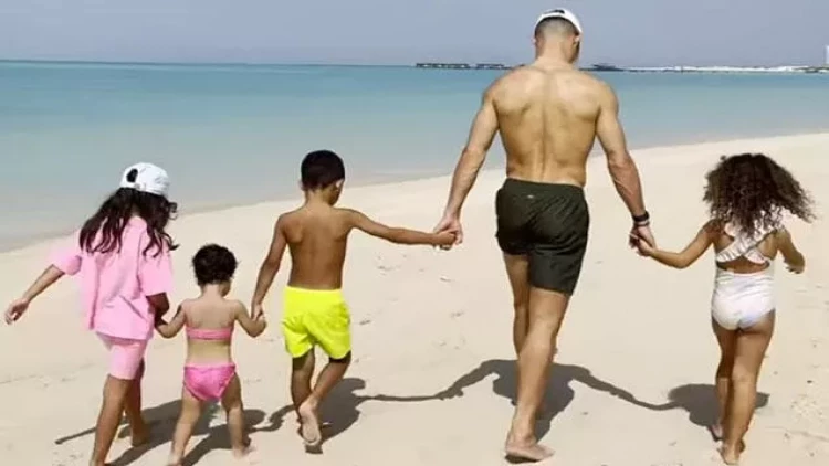 Ronaldodan “Cənnətə çox bənzərdir” paylaşımı - VİDEO