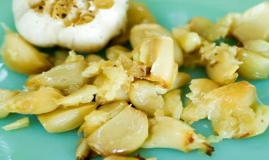 Sarımsağın saralmaması üçün SADƏ YOLLAR