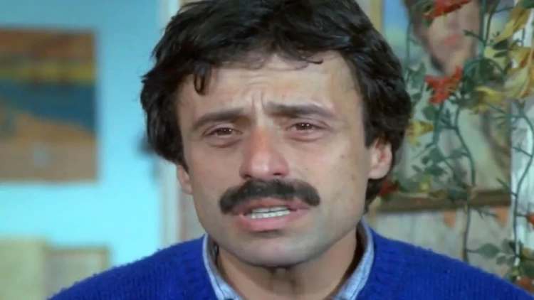 81 yaşı olan türk aktyorun son halı - FOTO