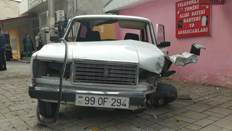 Azərbaycanda ağır qəza - Yaralanan var - FOTO