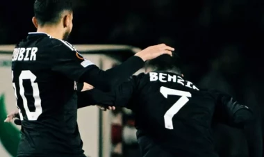 Yassin Benziya Avropa Liqasında həftənin rəmzi komandasına düşdü