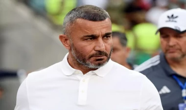 Qurban Qurbanov Xabi Alonsoya bu hədiyyəni verdi - FOTO