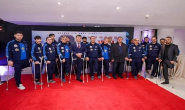 “CineMastercard”da Amputant Futbol İctimai Birliyi ilə birlikdə “Hayatla Barış” filminin təqdimatı oldu - VİDEO - FOTO