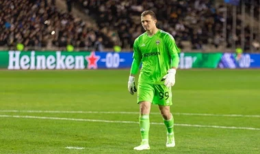 “Qarabağ”ın qapıçısı “Top-3”dən kənarda