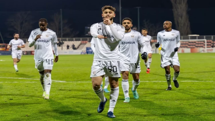 “Qarabağ” bir pillə irəlilədi