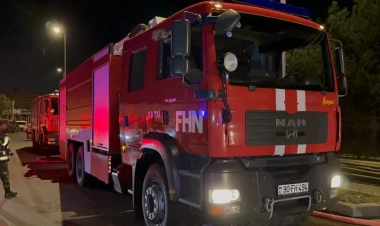 Ağdamda birmərtəbəli ev  yandı