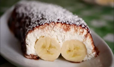 Banan və kəsmikdən hazırlanan dadlı desert